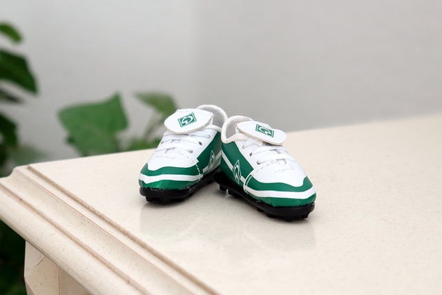 湖人浓眉哥篮下统治锁定胜利